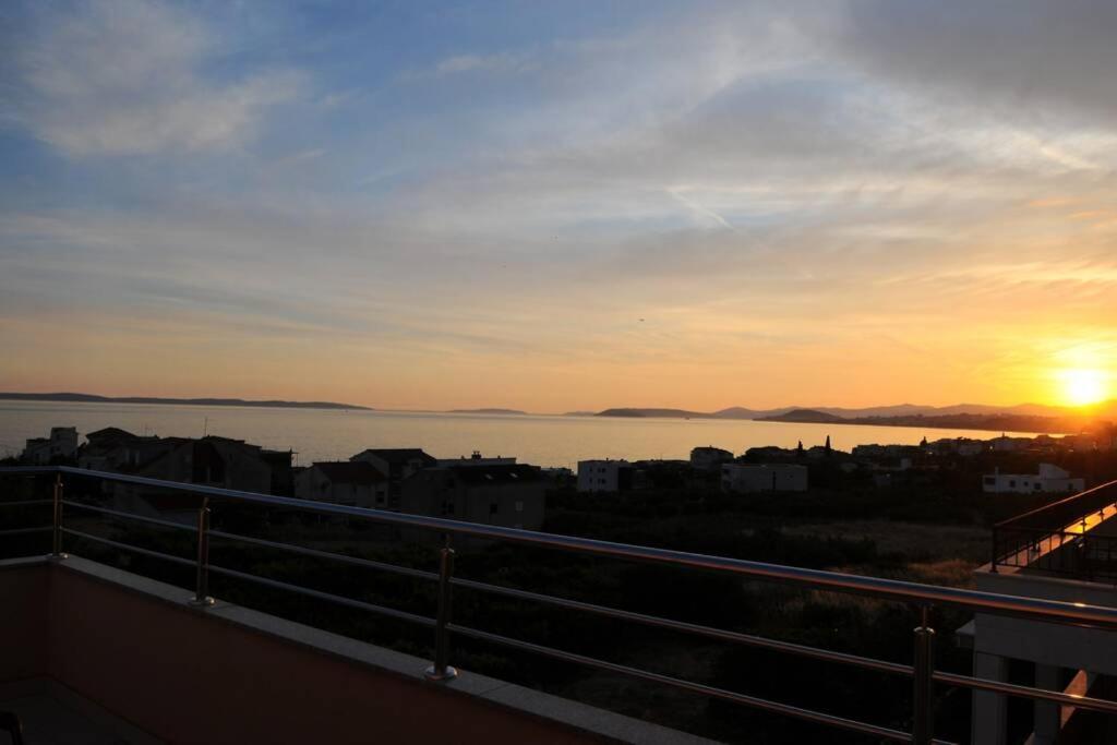 Villa Ana Perfect For Families With Kids And Groups,House With Heated Pool Podstrana Exterior foto