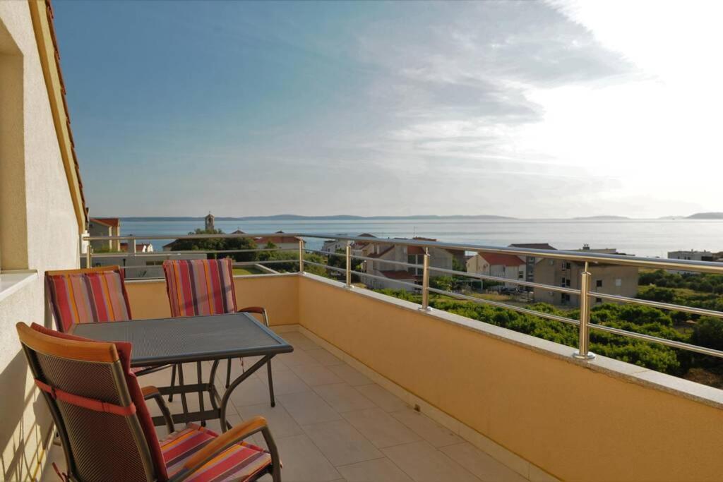 Villa Ana Perfect For Families With Kids And Groups,House With Heated Pool Podstrana Exterior foto