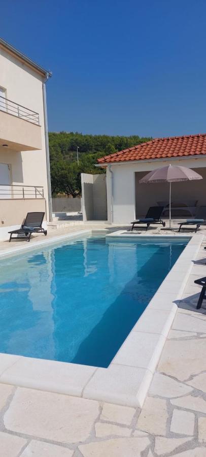 Villa Ana Perfect For Families With Kids And Groups,House With Heated Pool Podstrana Exterior foto