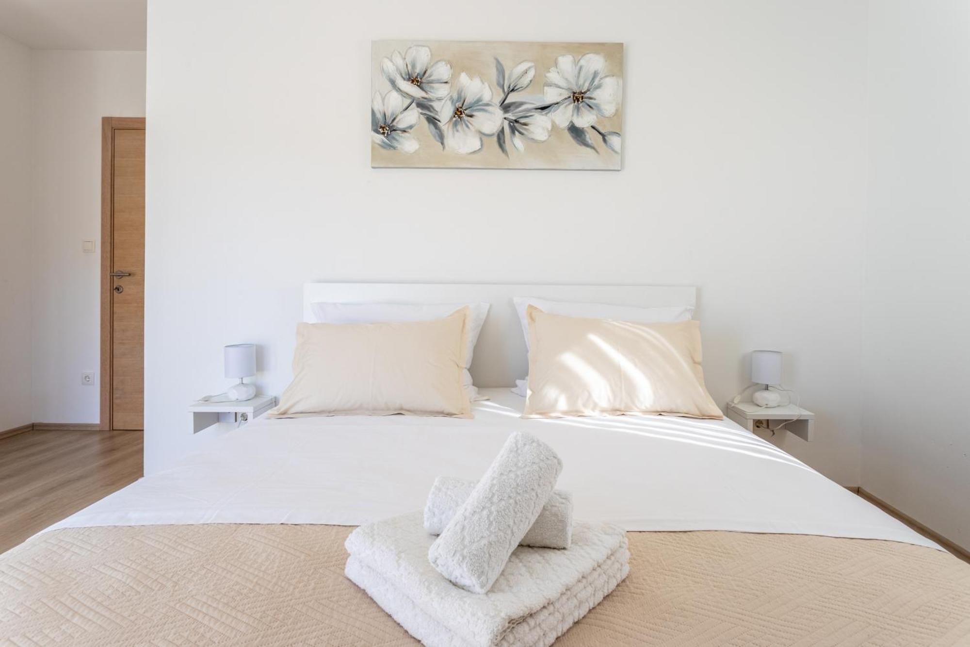 Villa Ana Perfect For Families With Kids And Groups,House With Heated Pool Podstrana Exterior foto