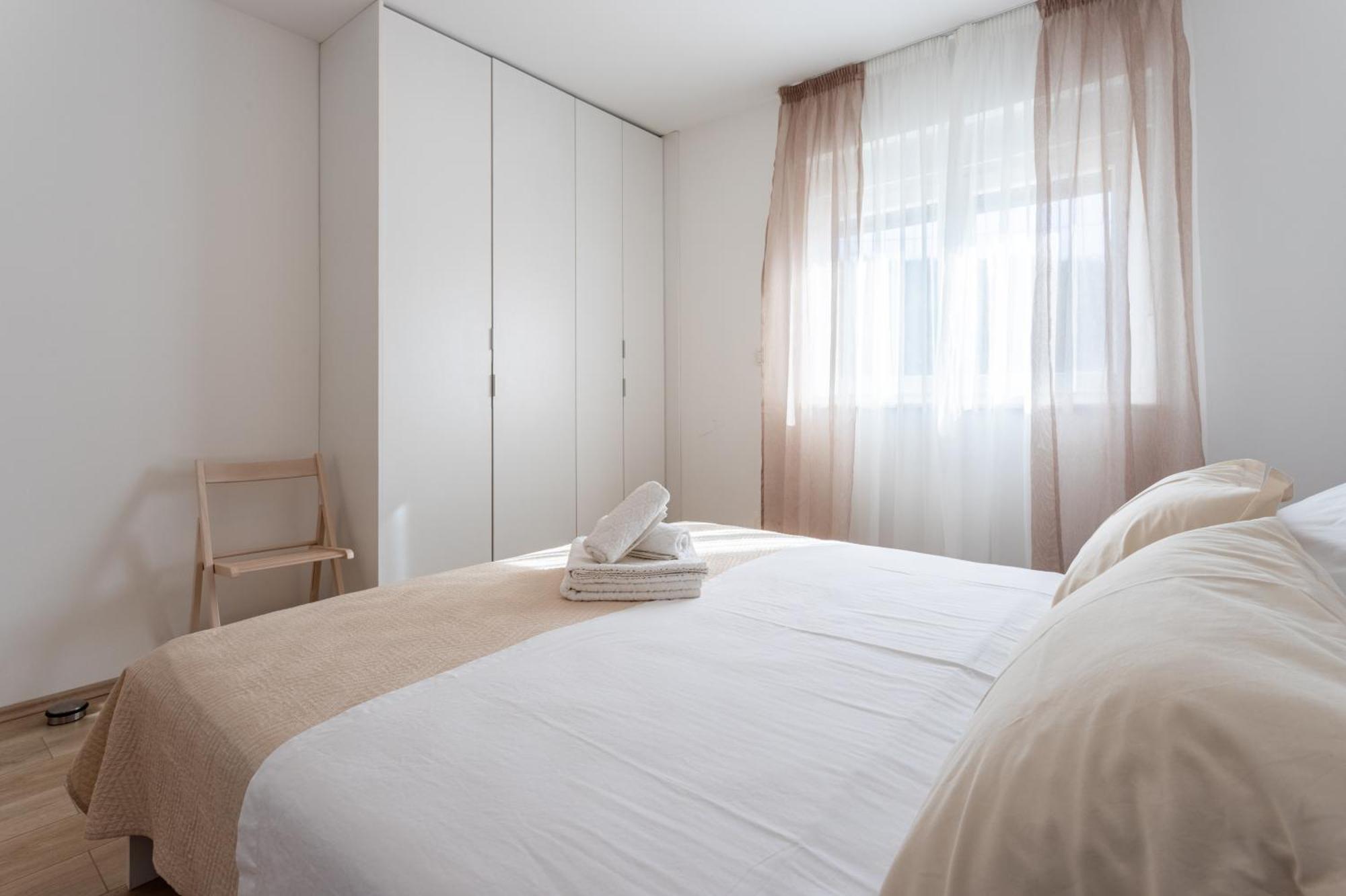 Villa Ana Perfect For Families With Kids And Groups,House With Heated Pool Podstrana Exterior foto