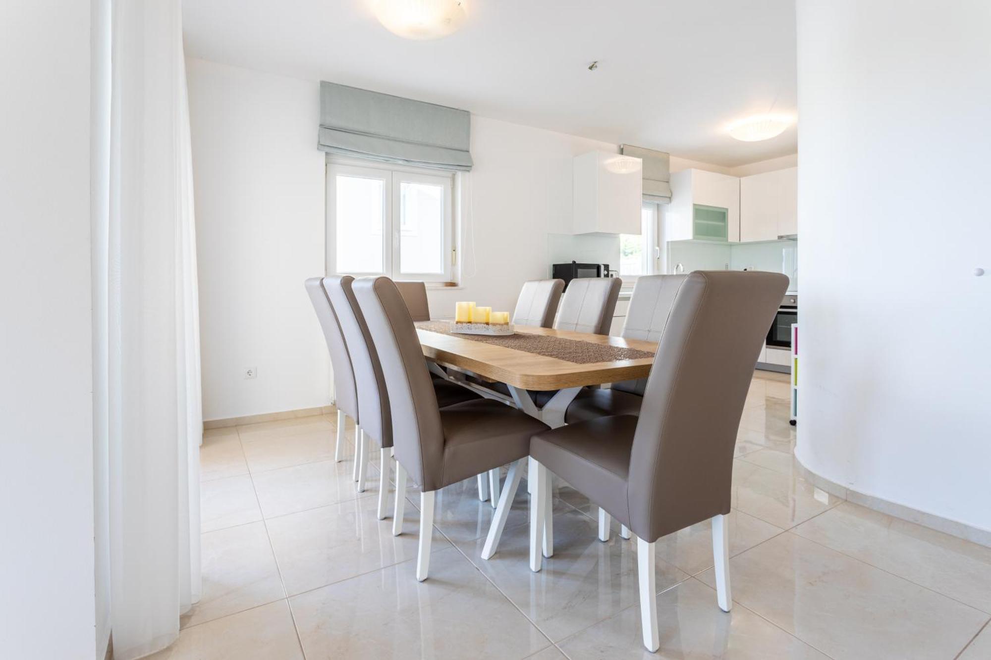 Villa Ana Perfect For Families With Kids And Groups,House With Heated Pool Podstrana Exterior foto