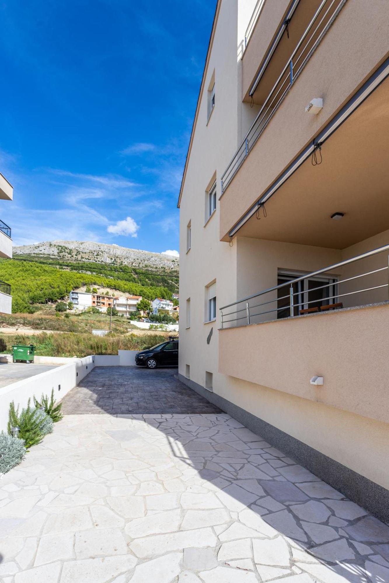 Villa Ana Perfect For Families With Kids And Groups,House With Heated Pool Podstrana Exterior foto
